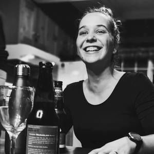 Meet your Posher, Alex-ann